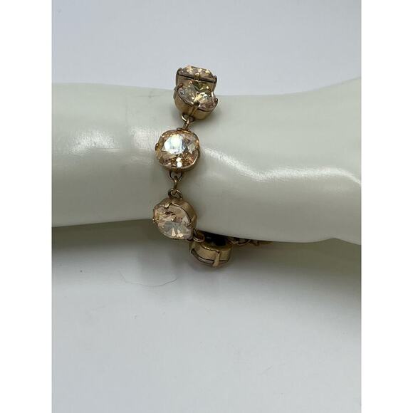 Catherine Popesco France 
12mm Champagne Cushion Cut Crystal Goldtone Bracelet - Picture 4 of 12